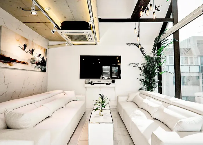 Fb Tailored Service Near Hongik Univ Station Seoul