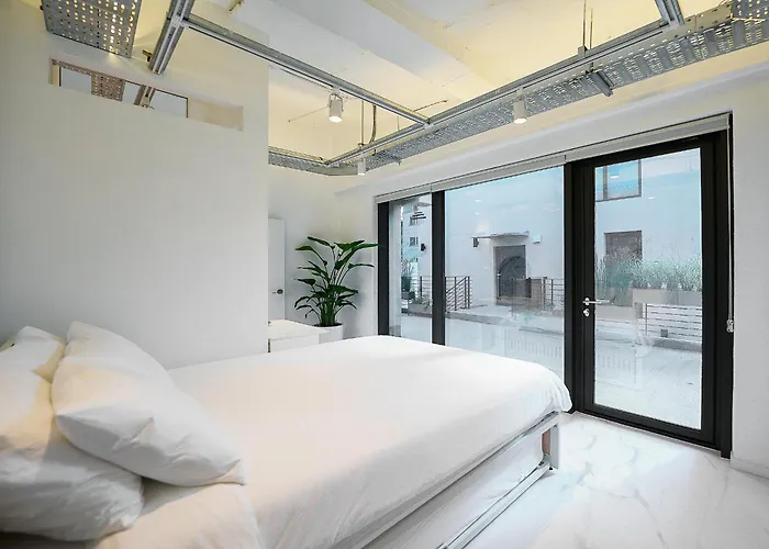 Fb Tailored Service Near Hongik Univ Station Holiday home